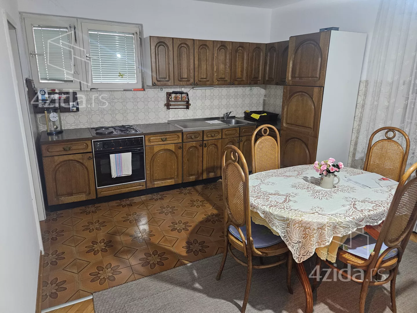 4-etažna kuća | 4zida