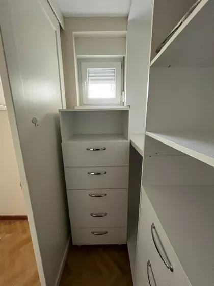 Vukov Spomenik | 4zida.rs