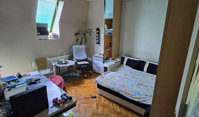 Četvoroiposoban stan | 4zida