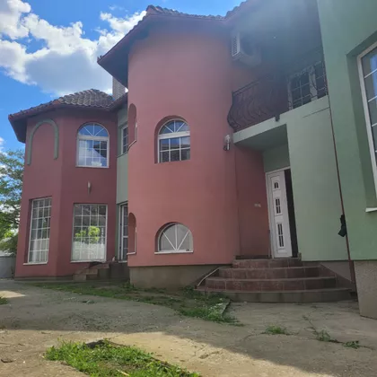 Vojvođanska 20 | 4zida.rs