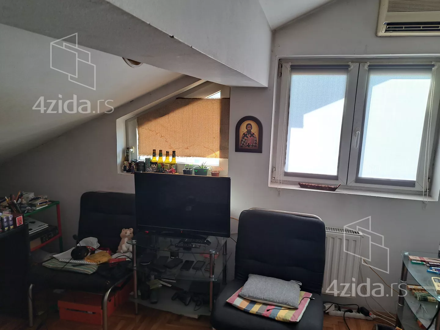 Dvoiposoban stan | 4zida