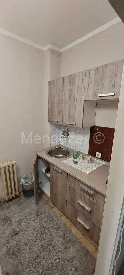 Karađorđeva | 4zida.rs