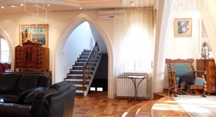 3-etažna kuća | 4zida