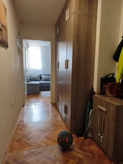 Bulevar Nemanjića 75 | 4zida.rs