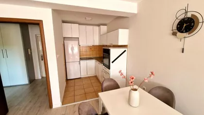 Dušanov Bazar | 4zida.rs