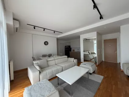 Bulevar Vudroa Vilsona bb | 4zida.rs