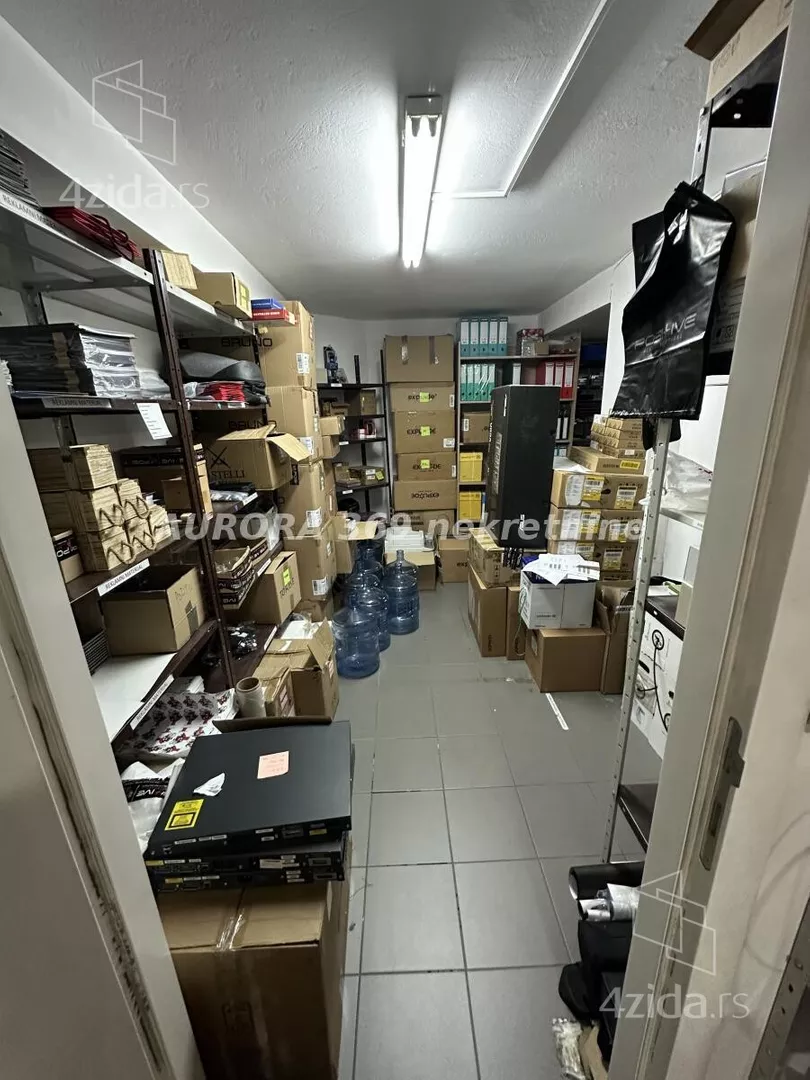Poslovni prostor | 4zida
