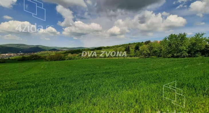 Plac | 4zida