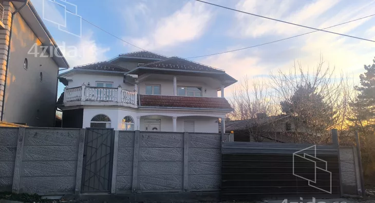 2-etažna kuća | 4zida