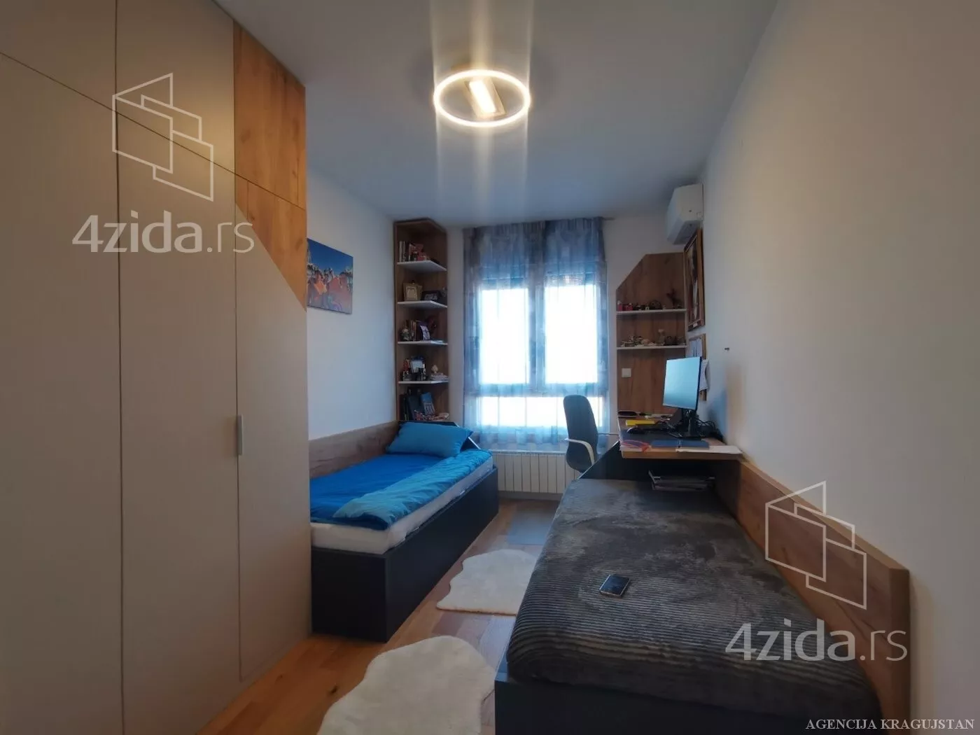 Dvoiposoban stan | 4zida