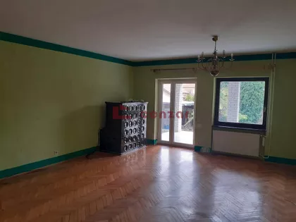 Mali Bajmok | 4zida.rs