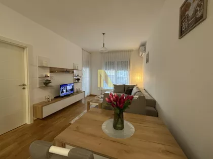 Adamovićevo Naselje | 4zida.rs