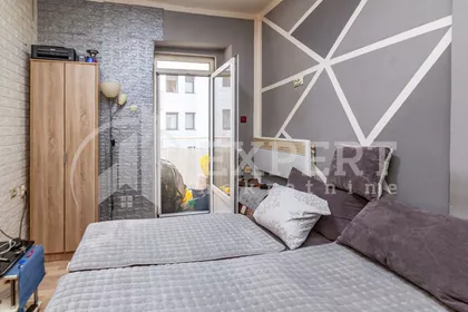 Svetosavska | 4zida.rs