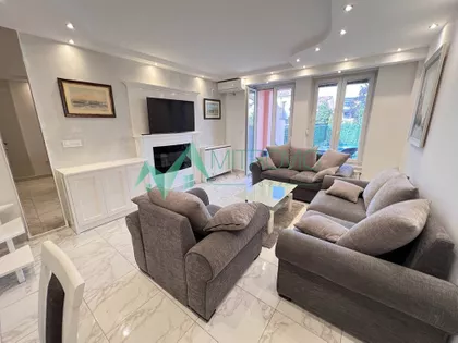 Lipov Gaj | 4zida.rs