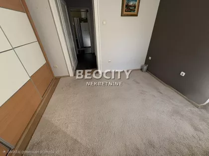 Miše Vujića | 4zida.rs