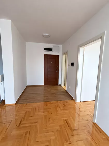 Centar 3 | 4zida.rs