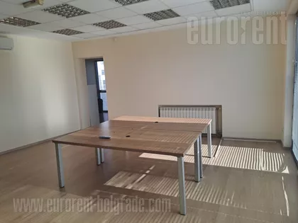 CENTAR | 4zida.rs