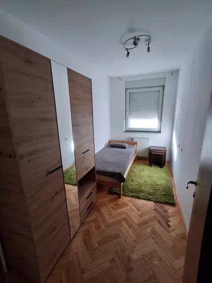 Janka Čmelika | 4zida.rs