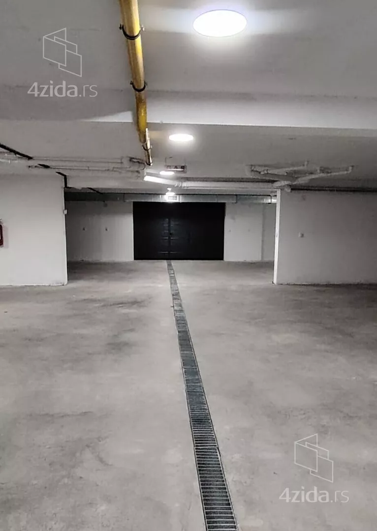 Garaža | 4zida