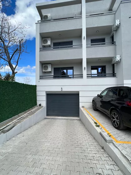 Stevice Jovanovića 5 | 4zida.rs