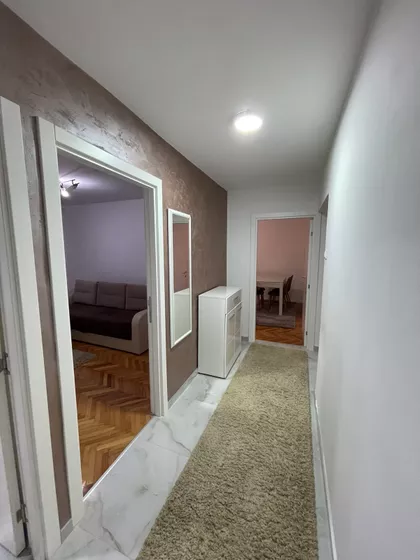 Vojvode Mišića 105a | 4zida.rs