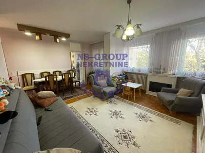 Kaće Dejanović | 4zida.rs