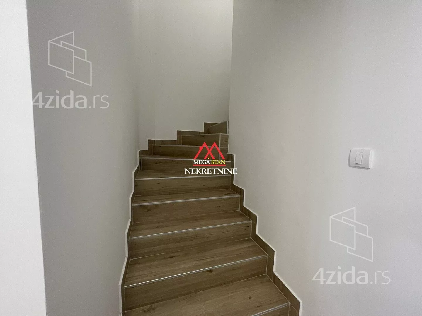 Kancelarija | 4zida