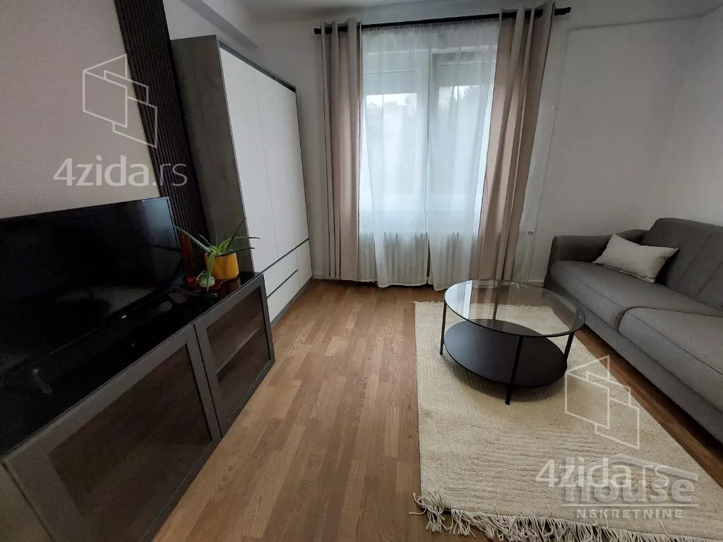 Garsonjera | 4zida
