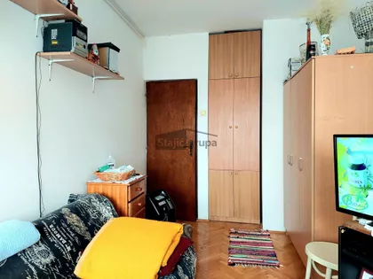 Karađorđeva | 4zida.rs