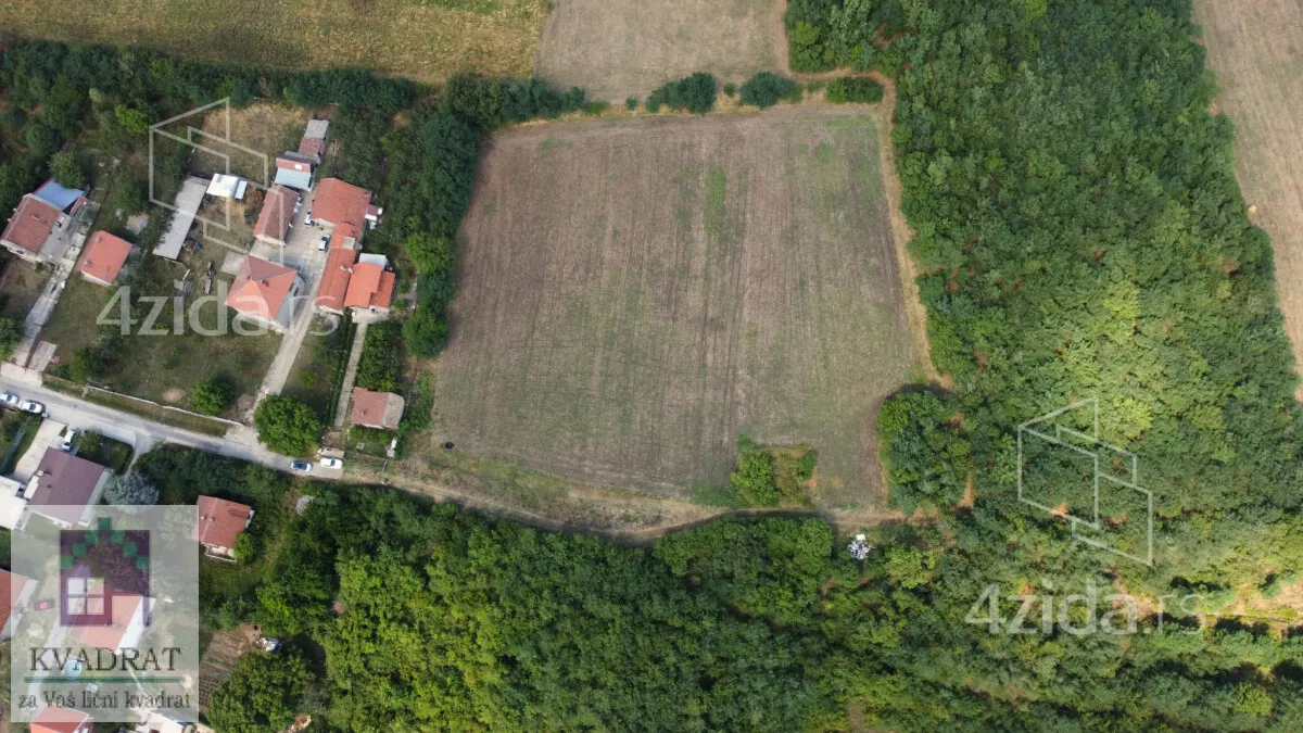 Plac | 4zida