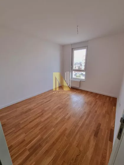 Bulevar Patrijarha Pavla (Somborski Bulevar) | 4zida.rs