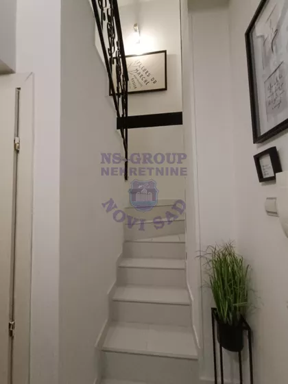 Cara Dušana | 4zida.rs