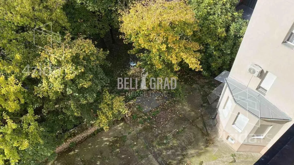 Šestosoban stan | 4zida