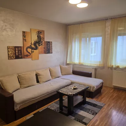 Trg Komenskog | 4zida.rs