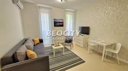 Vase Pelagića | 4zida.rs