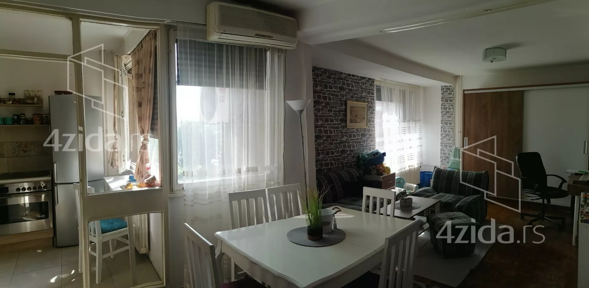 Dvoiposoban stan | 4zida