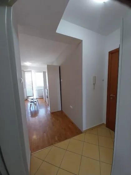 Centar 1 | 4zida.rs