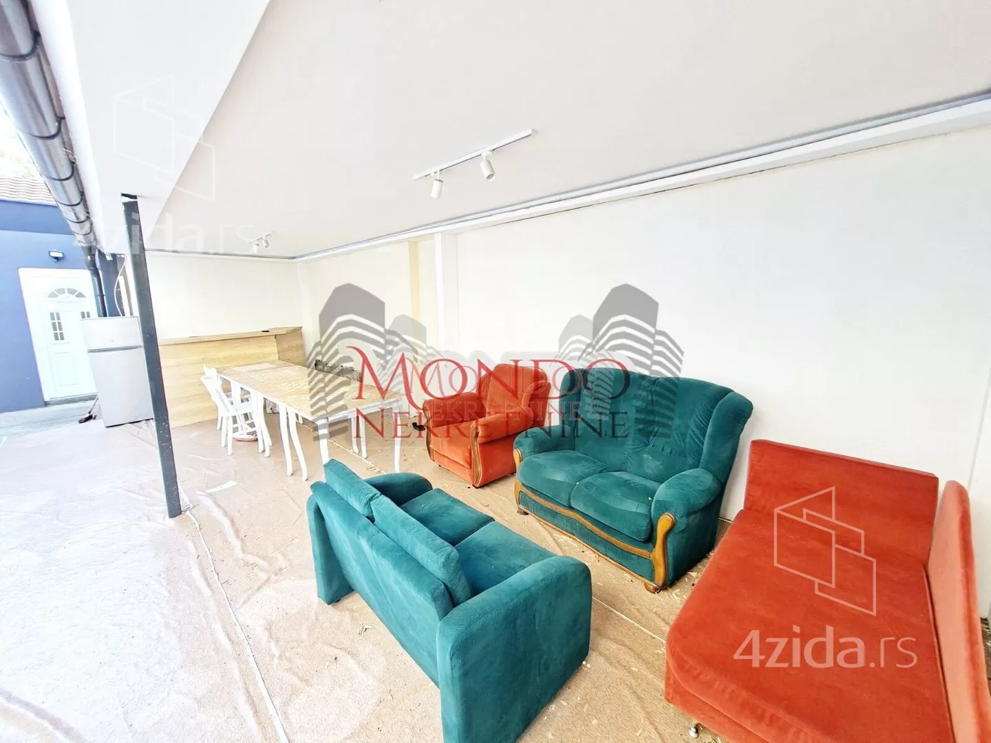 Lokal | 4zida