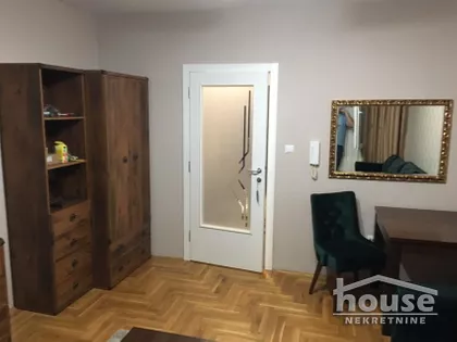 Cara Dušana | 4zida.rs