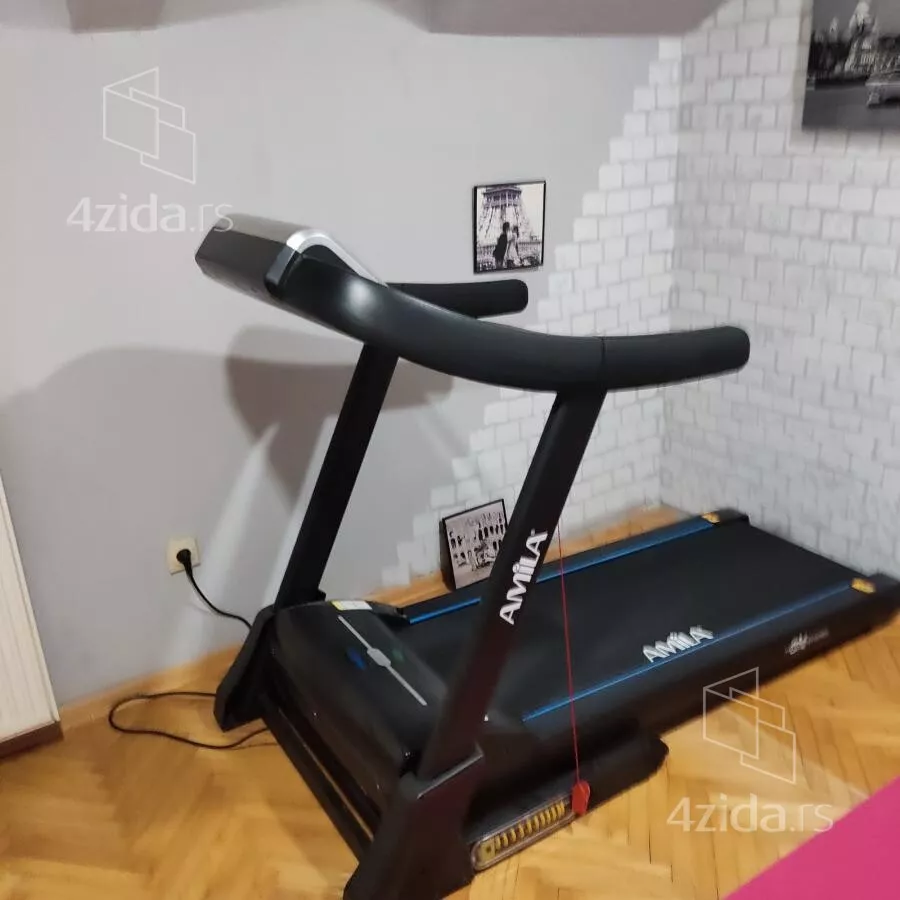 Četvoroiposoban stan | 4zida