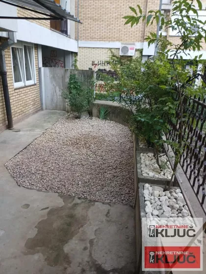 Novo Naselje | 4zida.rs