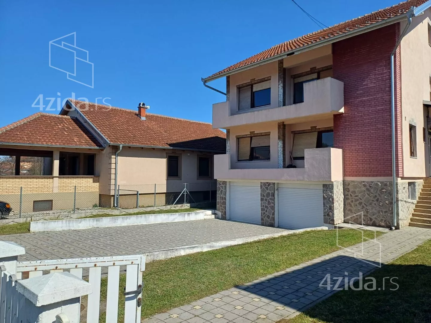 3-etažna kuća | 4zida