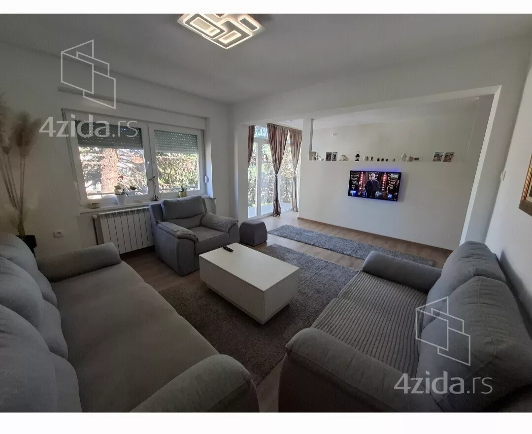 3-etažna kuća | 4zida