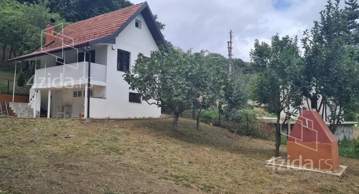 Kuća | 4zida