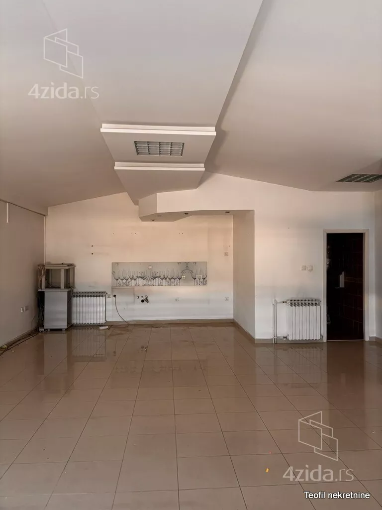 Poslovni prostor | 4zida