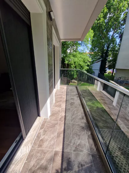 Karađorđeva 19 | 4zida.rs