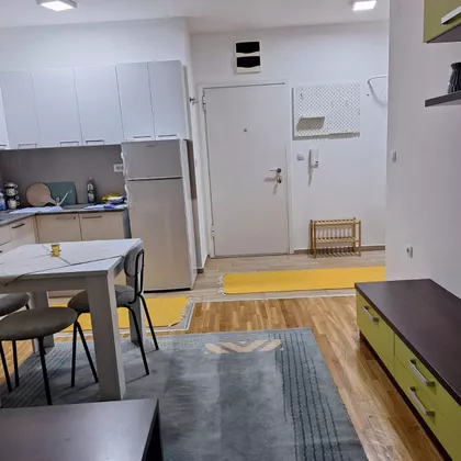 Hadži Ruvimova | 4zida.rs