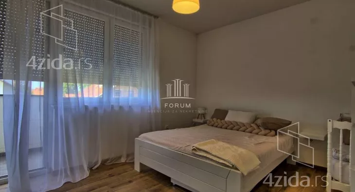 Četvoroiposoban stan | 4zida