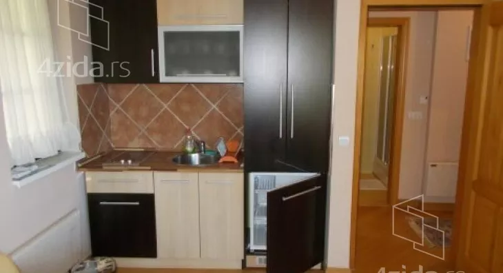 Ugostiteljski objekat | 4zida