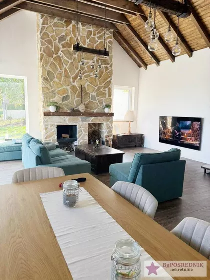 Put za Malu Ivanču | 4zida.rs